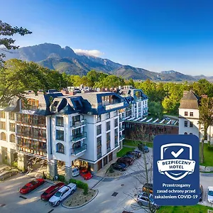 Hotel Nosalowy Park &